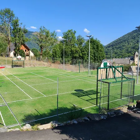 Le Nid Du Castillon-de-Larboust