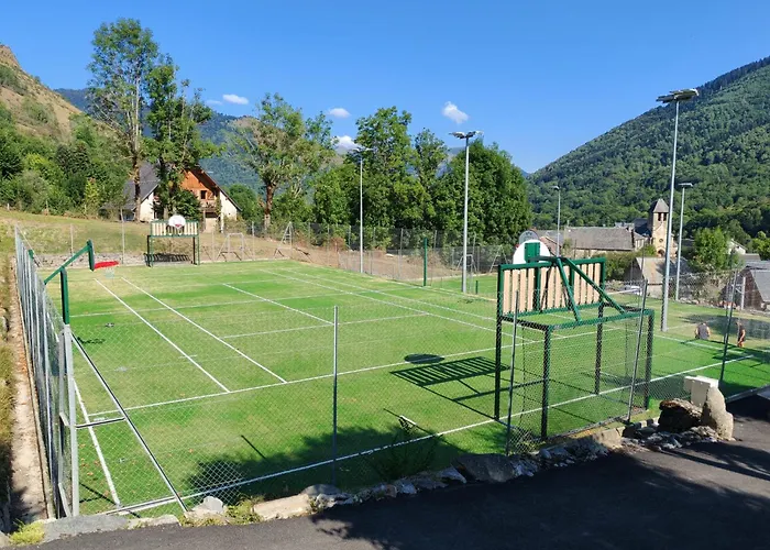 Le Nid Du Castillon-de-Larboust